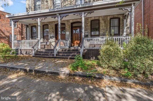 Building Photo - 3953 Baltimore Ave