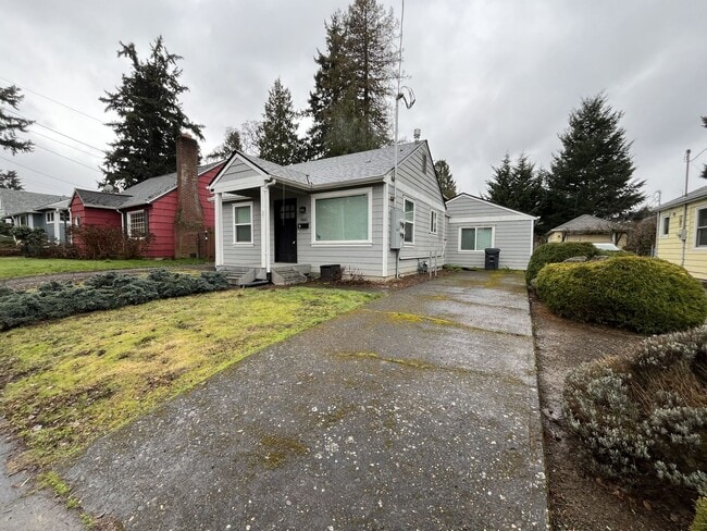 Building Photo - 8001 N Woolsey Ave