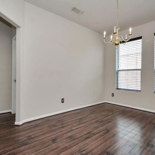 Building Photo - 2723 Oak Ridge Park Dr