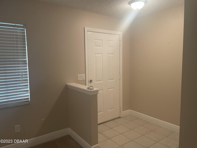 Building Photo - 261 Manhattan Way