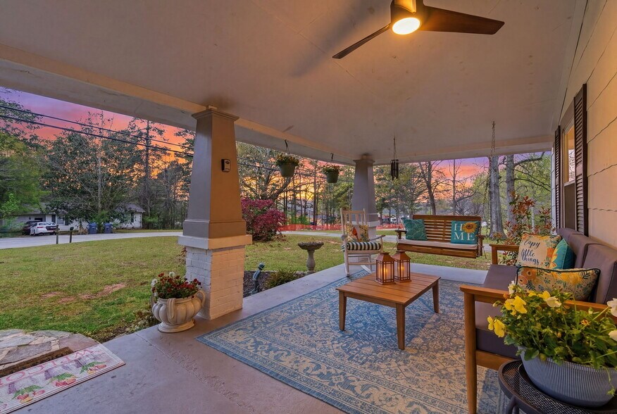 Building Photo - 5357 Sycamore Rd