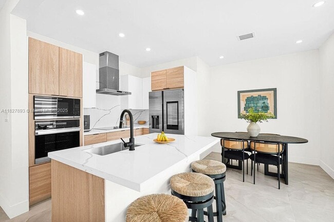 Building Photo - 84 NW 48th St