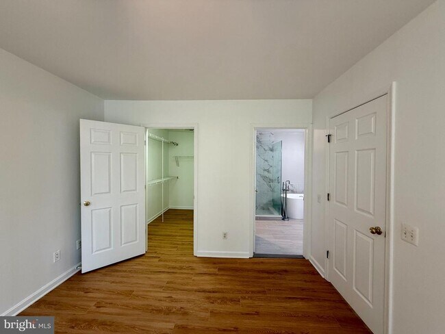 Building Photo - 12481 Hayes Ct