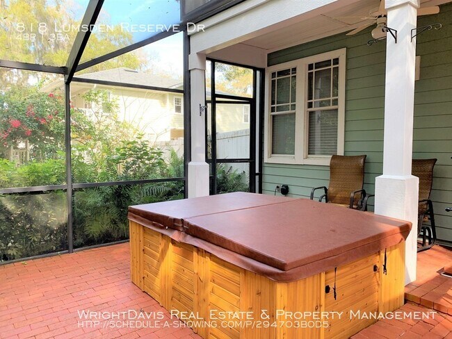 Building Photo - 818 Lumsden Reserve Dr