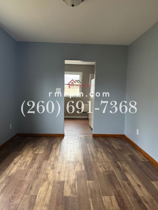 Building Photo - 1220 Fairview Ave