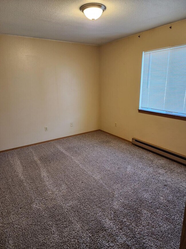 Building Photo - 3015 Illinois Ave