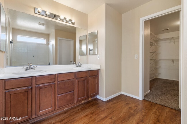 Building Photo - 2416 S 90th Glen