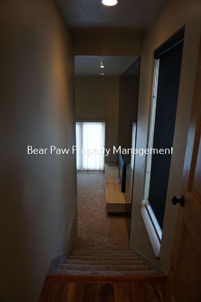 Building Photo - Unique Home In Genesee!!