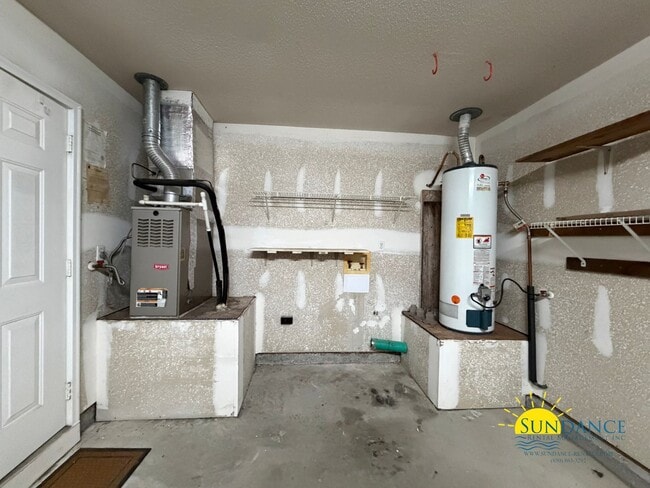 Building Photo - Great 3 Bedroom Home in Fort Walton Beach!