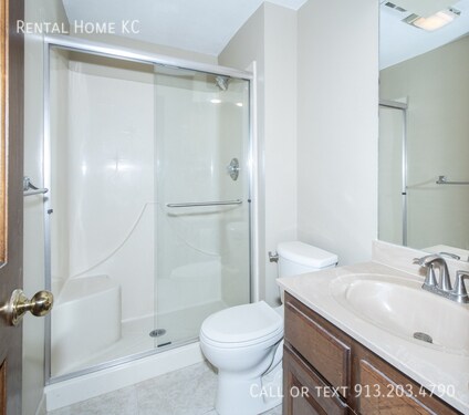 Building Photo - 5619 Riley-
