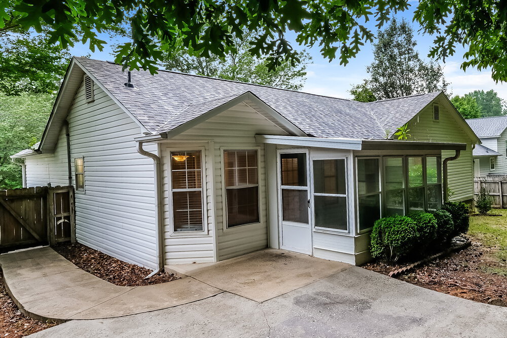 Building Photo - 426 Ivy Crest Dr