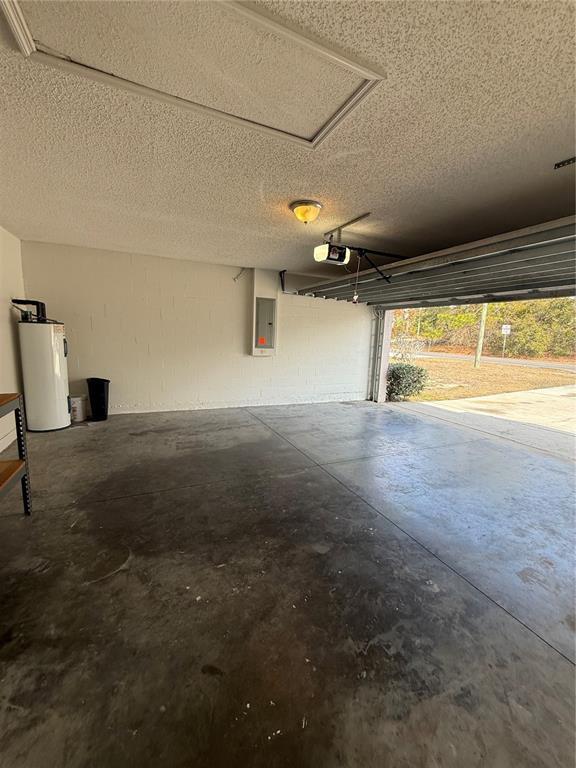 Building Photo - 12052 Villa Rd