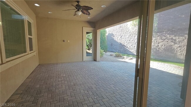 Building Photo - 2868 Josephine Dr