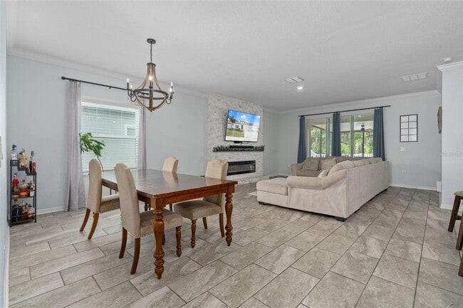 Building Photo - Beautiful 4bd 2ba Home plus a 3 Car Garage