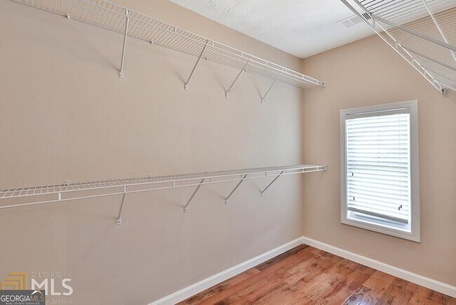 Building Photo - 6098 Allpoint Way
