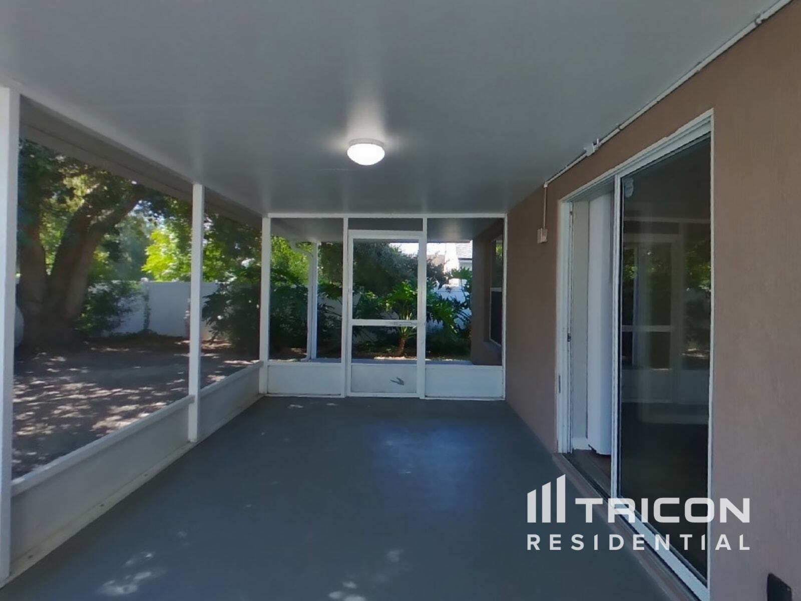 Building Photo - 272 Kings Pond Ave