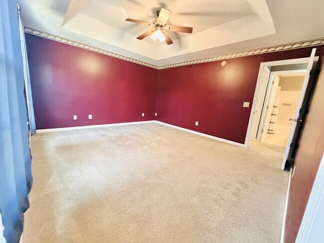 Building Photo - 132 Misty Glen Cir