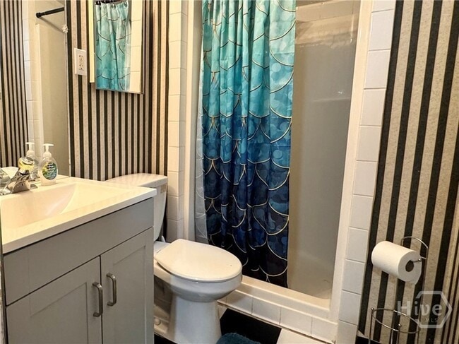 Building Photo - 12439 Largo Dr