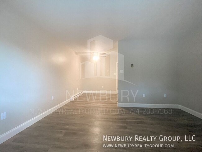 Building Photo - 49 Sunbury Estates