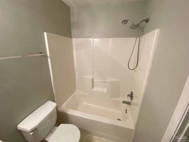 Building Photo - 10340 Chinaberry Ct