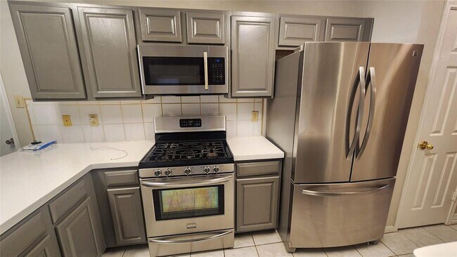 Building Photo - 4543 Westray Dr