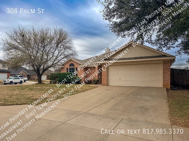 Building Photo - 308 Palm St