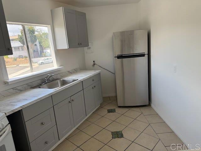 Building Photo - 3670 Ocean View Blvd