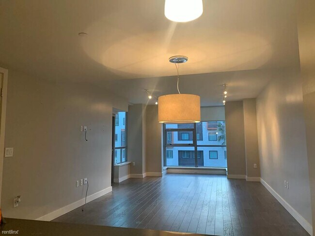 Building Photo - 2 br, 2 bath Condo - 435 China Basin Stree...