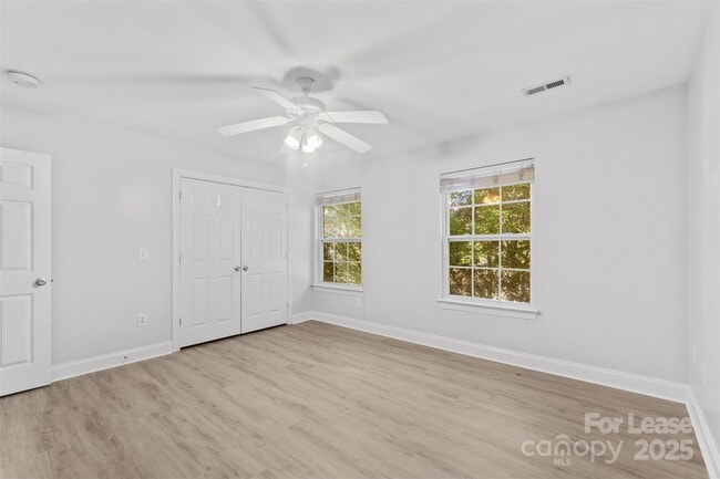 Building Photo - 2476 Ryerson Ct