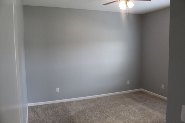 Building Photo - Beautiful Ranch in a popular Avon Community!