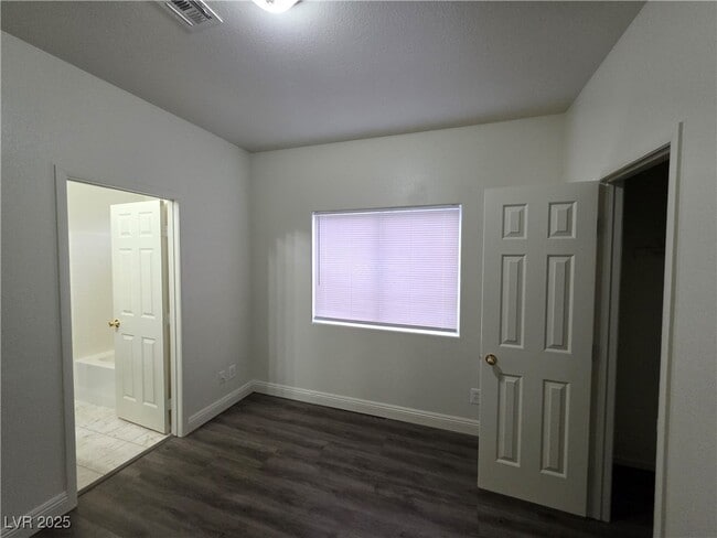 Building Photo - 8240 Aurora Peak Ave