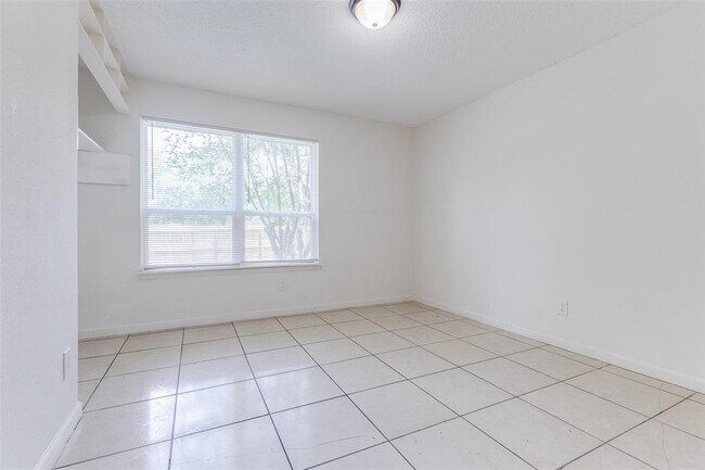Building Photo - 12703 Braewood Glen Ln