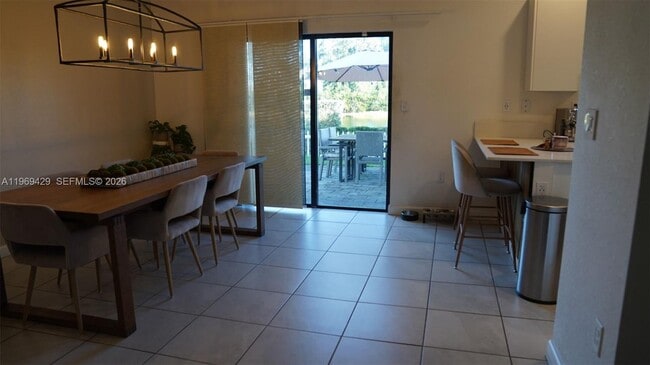 Building Photo - 549 NW 204th St