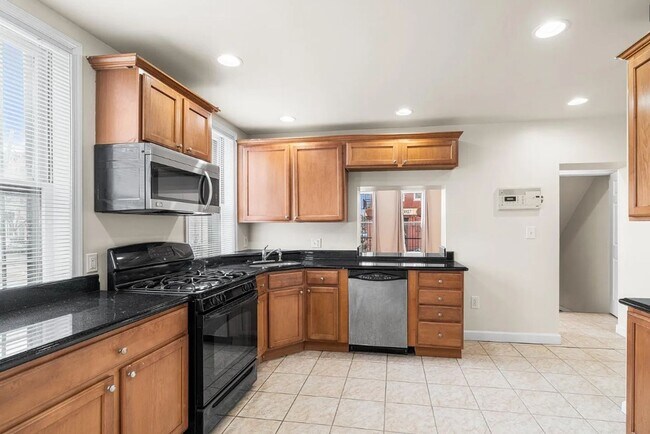 Building Photo - 1401 Druid Hill Ave