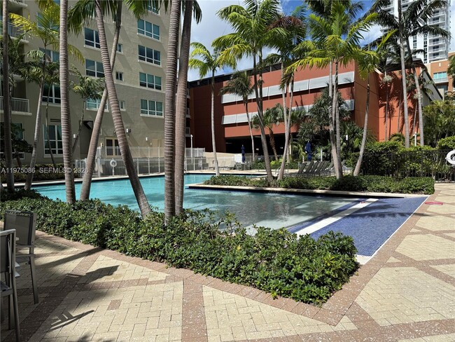 Building Photo - 2001 S Biscayne Blvd