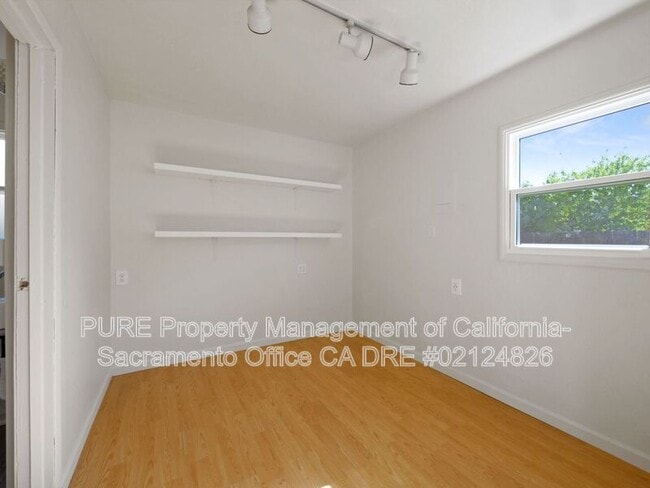 Building Photo - 4741 60th St