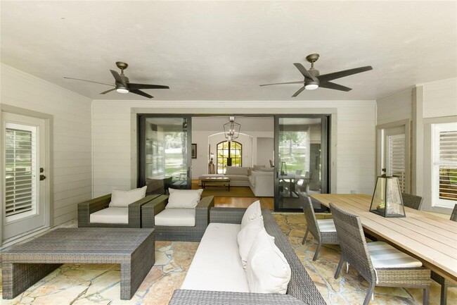 Building Photo - 37363 Masters Cir