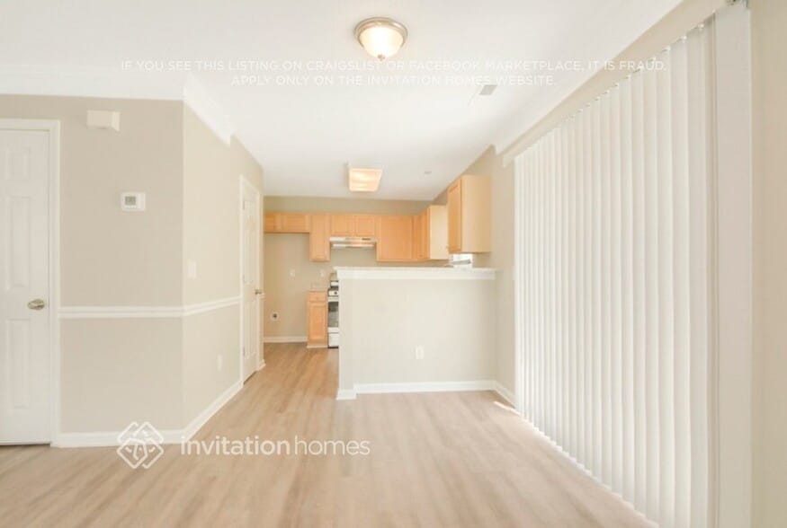 Building Photo - 120 Pebblestone Dr