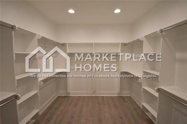 Building Photo - 755 N Malbec Rd