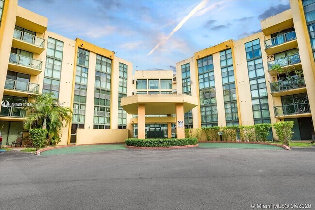 Building Photo - 11780 SW 18th St