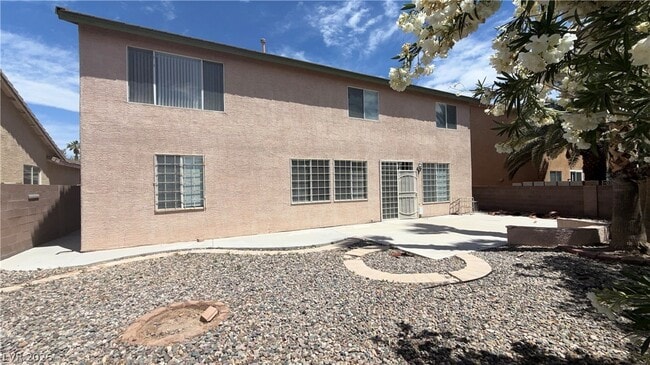 Building Photo - 8101 Yellow Daisy Ave