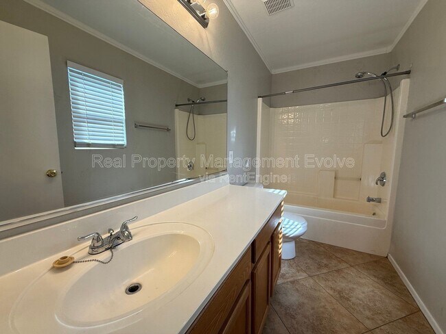 Building Photo - 22621 W Yavapai St