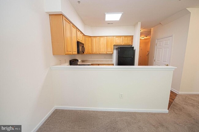 Building Photo - 420 Parkview Ct