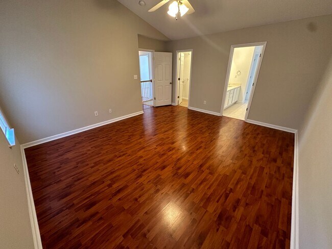 Building Photo - Beautiful 3 bedroom home on over 3/4 acres with huge garage.