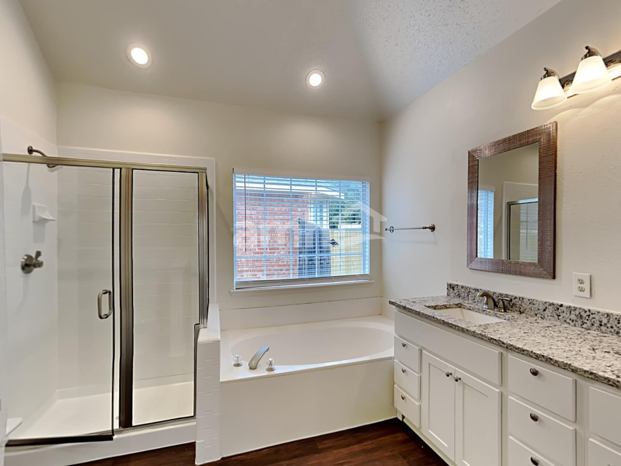 Building Photo - 4521 Mustang Dr