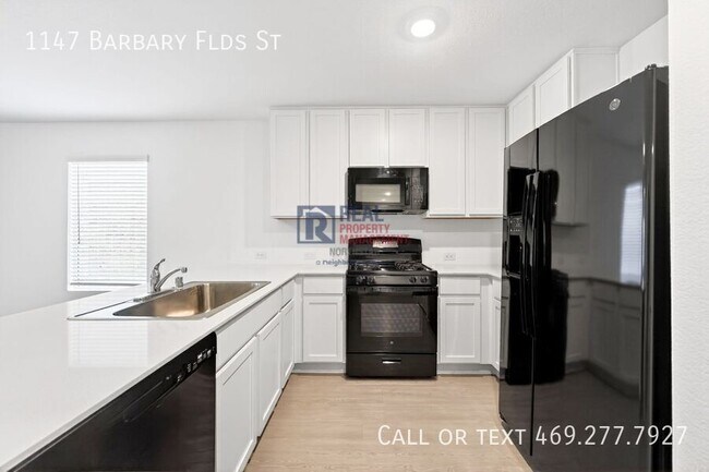 Building Photo - 1147 Barbary Flds St