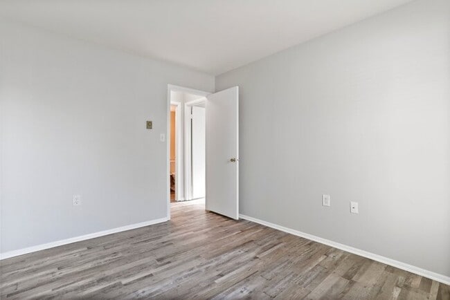 Building Photo - 7036 Basswood Rd