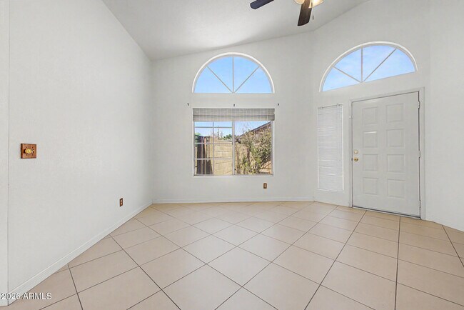 Building Photo - 6836 S 18th St