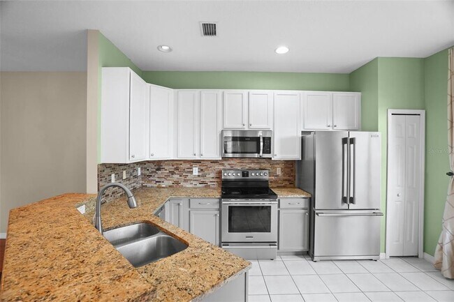 Building Photo - 14020 Waterville Cir