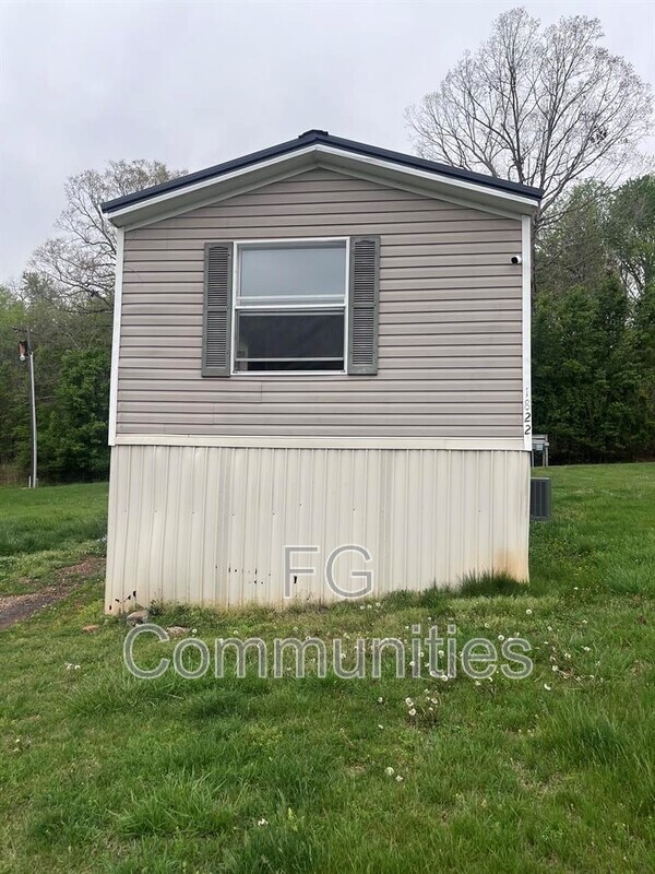 Primary Photo - 1822 Willowberry Ln